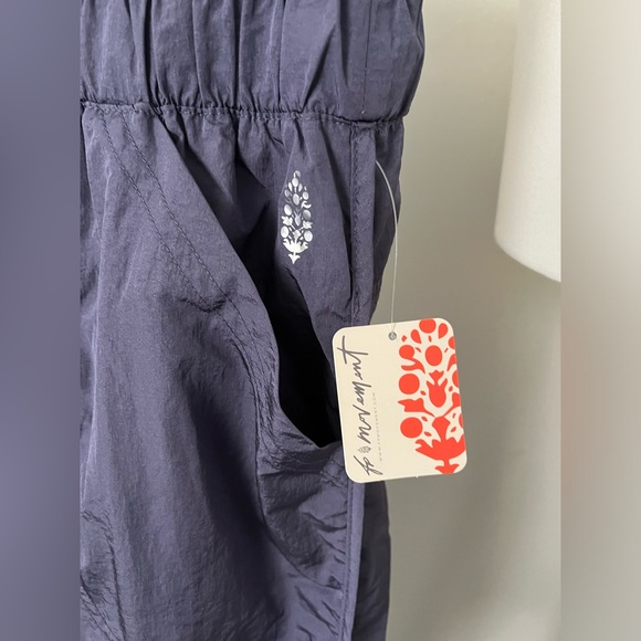 NWT FREE PEOPLE MOVEMENT The Way Home Joggers In Navy MSRP $60 - Picture 8 of 12